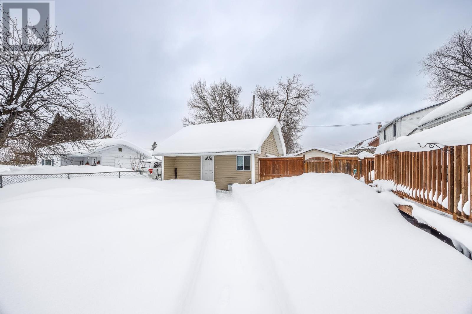 117 Spruce St, Sault Ste. Marie, Ontario  P6B 2G8 - Photo 36 - SM260244