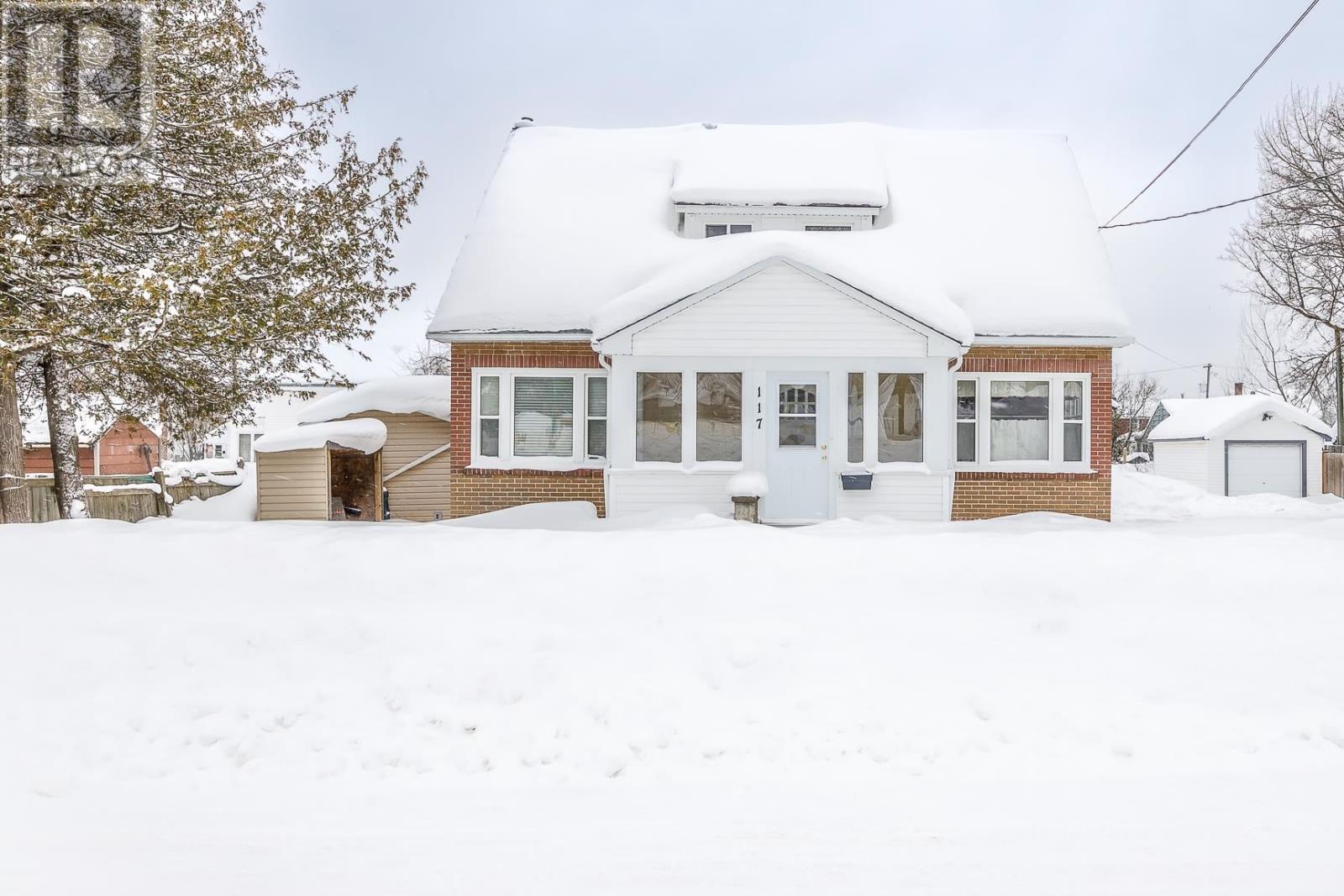 117 Spruce ST, sault ste. marie, Ontario