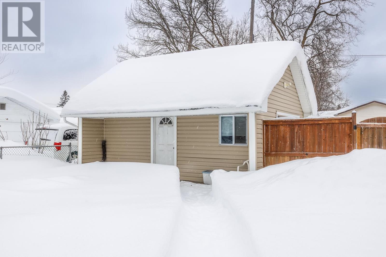 117 Spruce St, Sault Ste. Marie, Ontario  P6B 2G8 - Photo 37 - SM260245