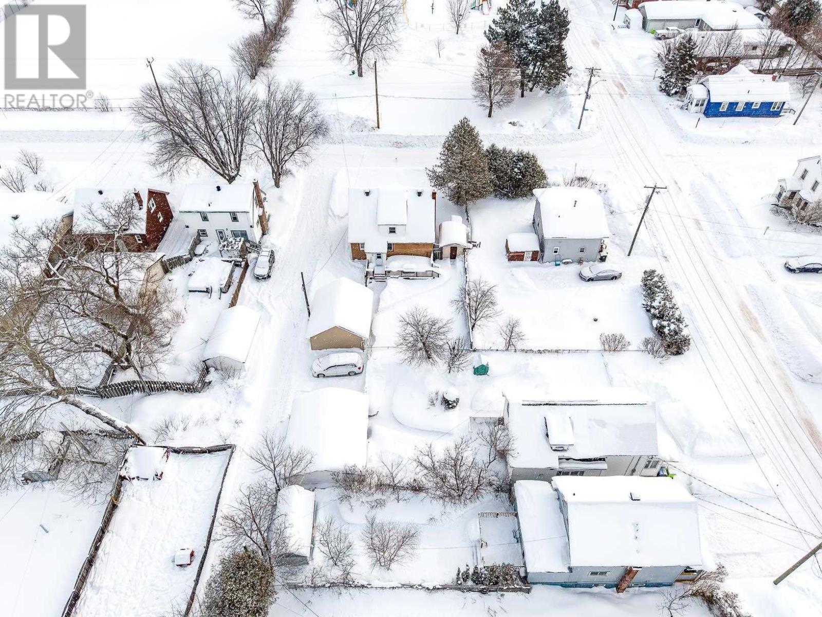 117 Spruce St, Sault Ste. Marie, Ontario  P6B 2G8 - Photo 45 - SM260245