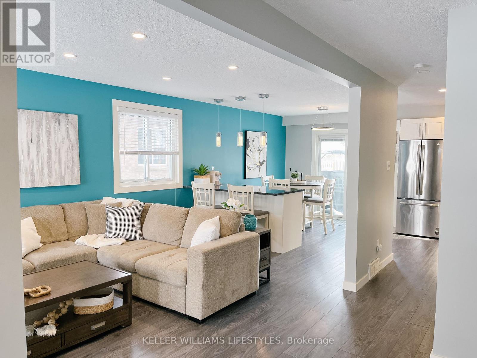 291 Conway Drive, London South, Ontario  N6E 3J6 - Photo 3 - X12766130