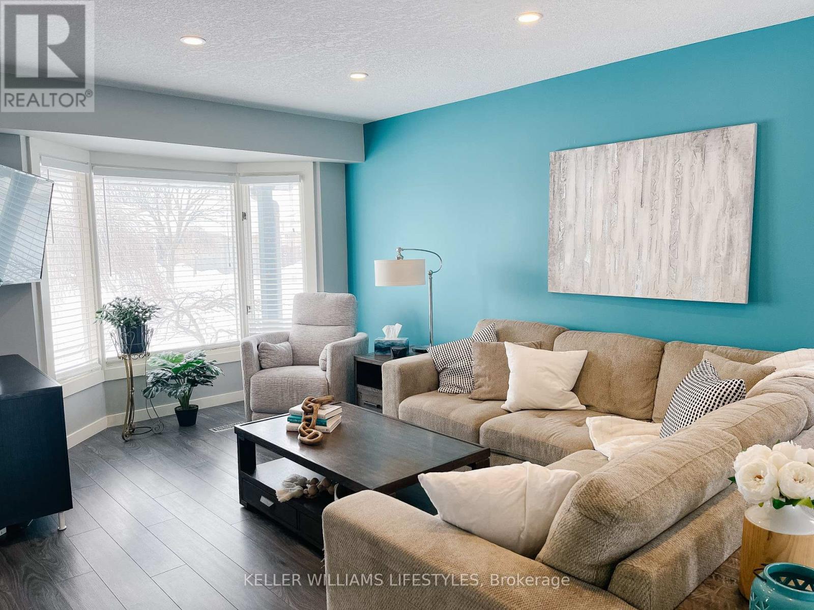 291 Conway Drive, London South, Ontario  N6E 3J6 - Photo 4 - X12766130