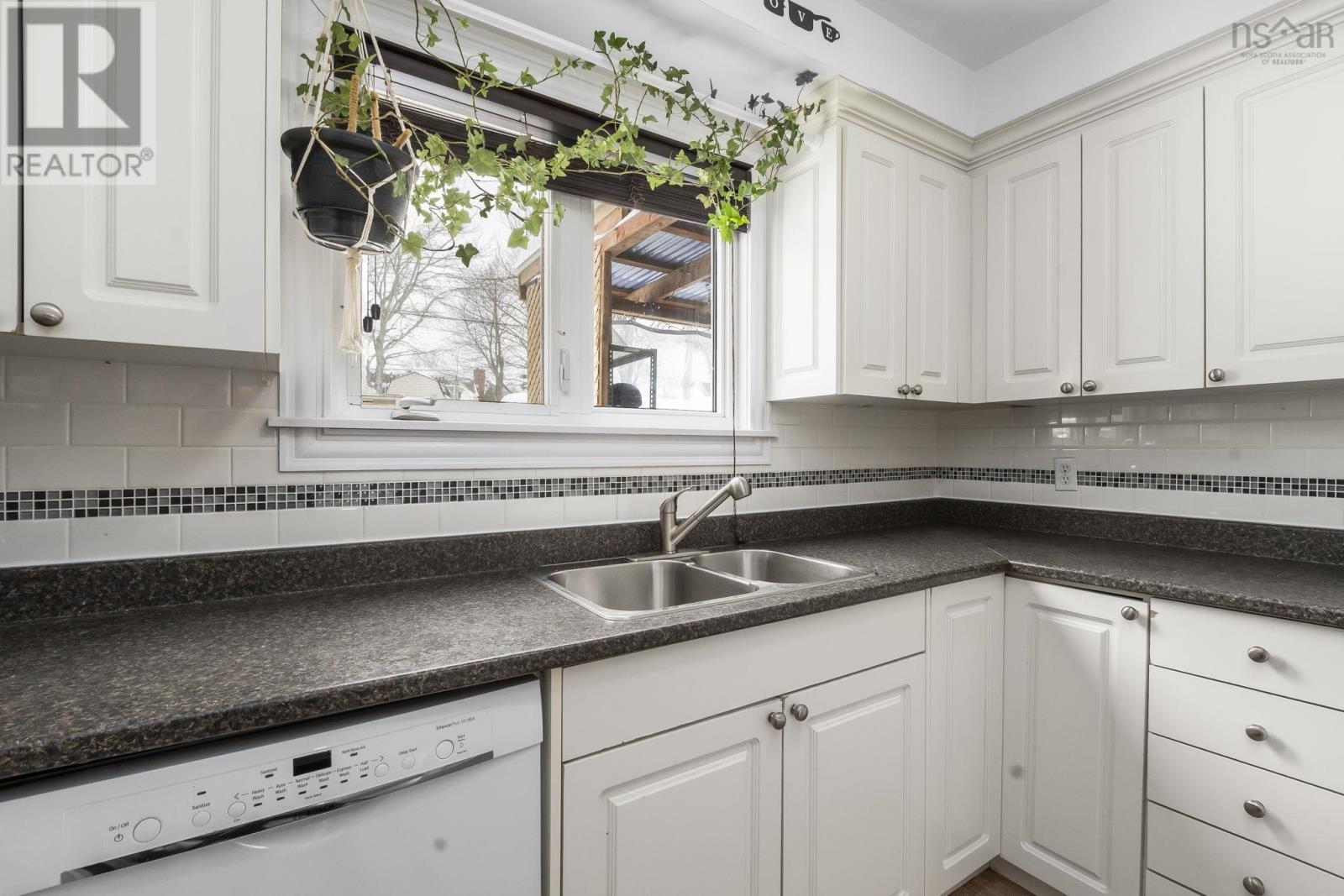 155 Stokil Drive, Sackville, Nova Scotia  B4C 2V5 - Photo 13 - 202602294