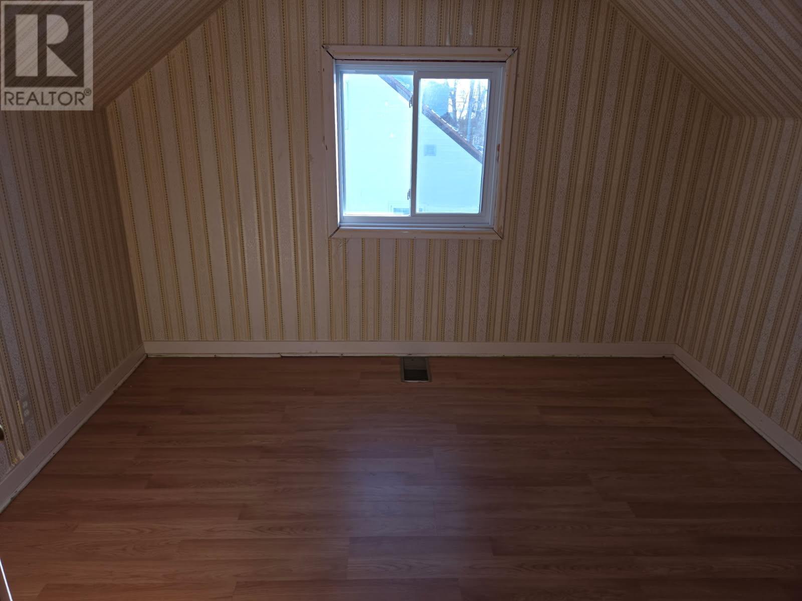 10 Elizabeth Ave, Terrace Bay, Ontario  P0T 2W0 - Photo 13 - TB252397