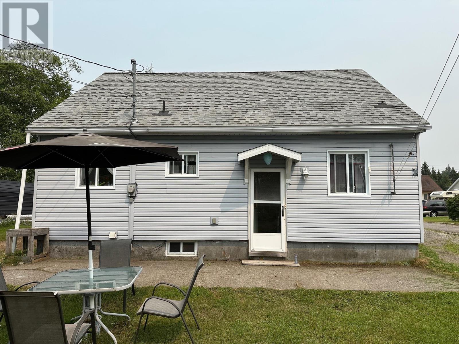 10 Elizabeth Ave, Terrace Bay, Ontario  P0T 2W0 - Photo 27 - TB252397