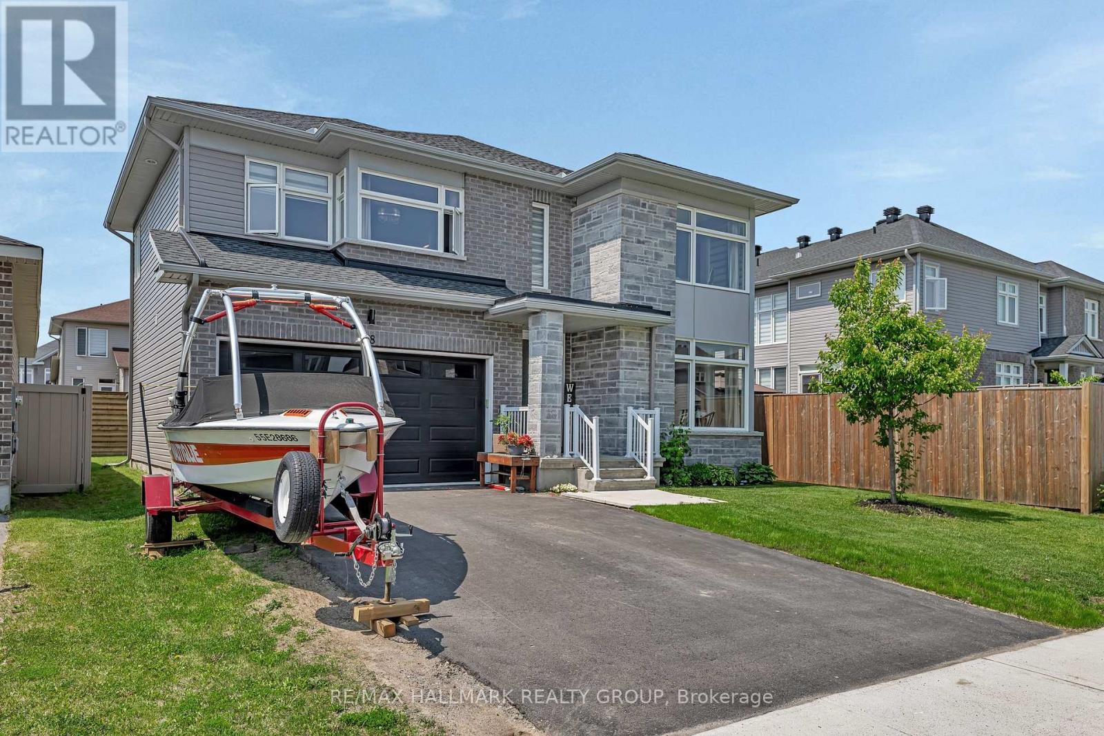 78 Dunlop Road, Carleton Place, Ontario  K7C 0R8 - Photo 3 - X12731176