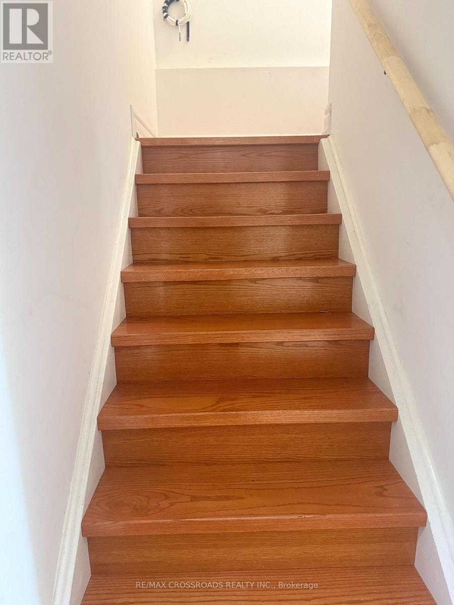 81 Trumpeter Street, Toronto, Ontario  M1B 6H1 - Photo 3 - E12578616