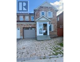 81 TRUMPETER STREET, Toronto, Ontario