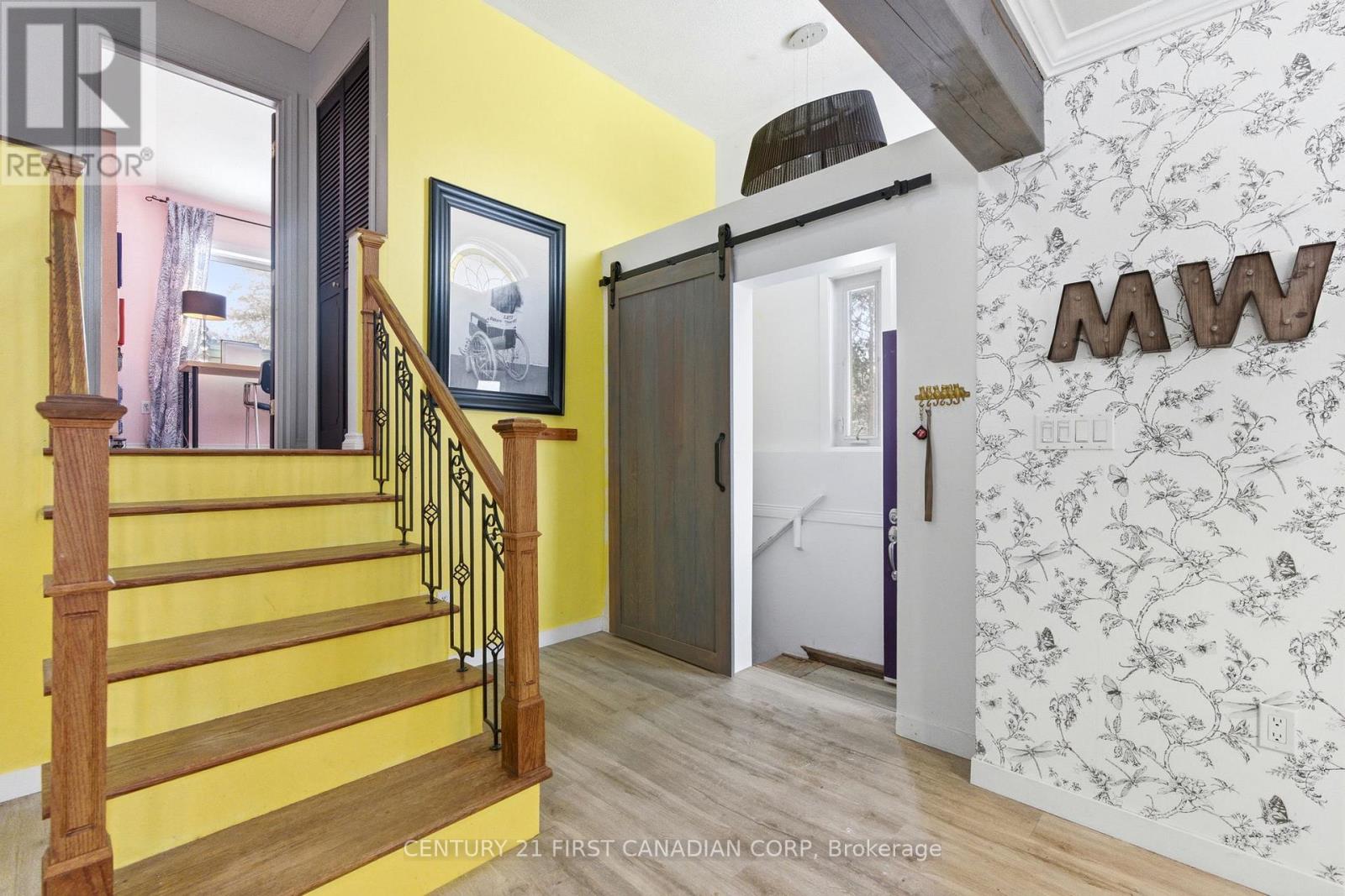 7641 Lakeshore Road, Lambton Shores, Ontario  N0N 1J0 - Photo 13 - X12765188