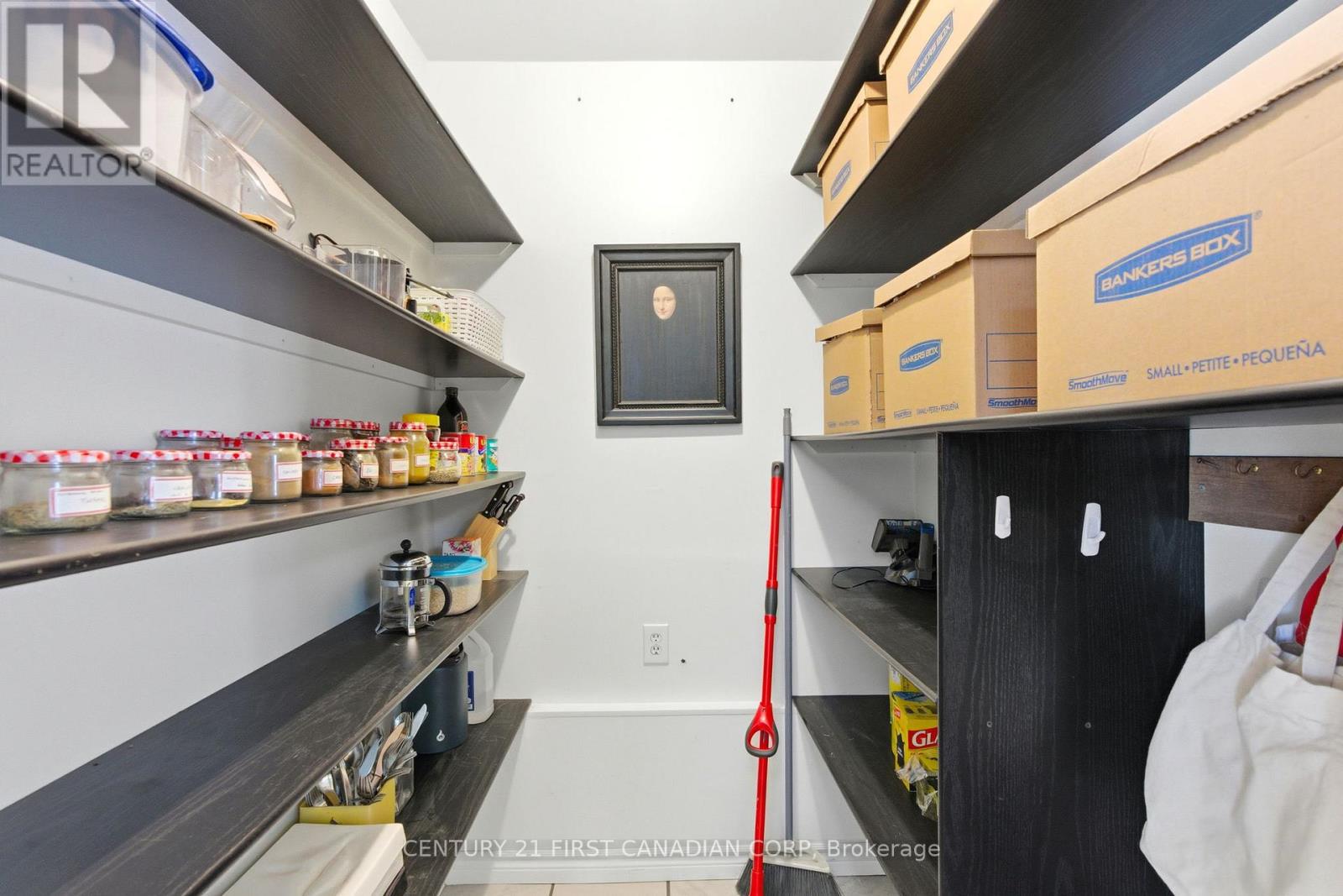 7641 Lakeshore Road, Lambton Shores, Ontario  N0N 1J0 - Photo 12 - X12765188