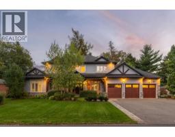 60 PARKER Avenue, Ancaster, Ontario