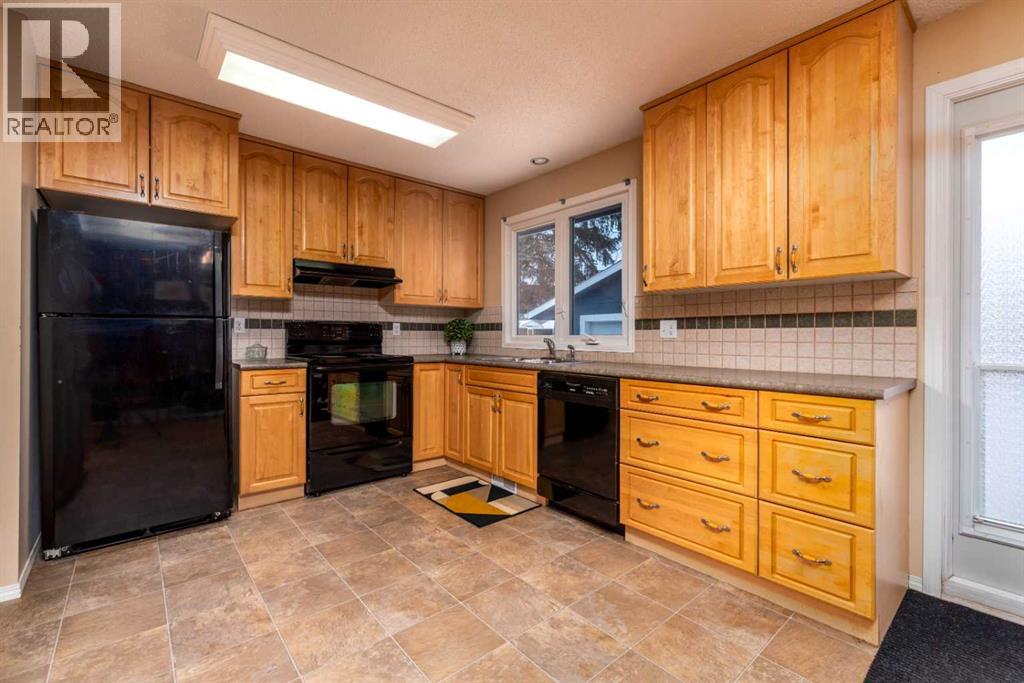 3008 48 Avenue, Lloydminster, Saskatchewan  S9V 1C6 - Photo 8 - A2281054