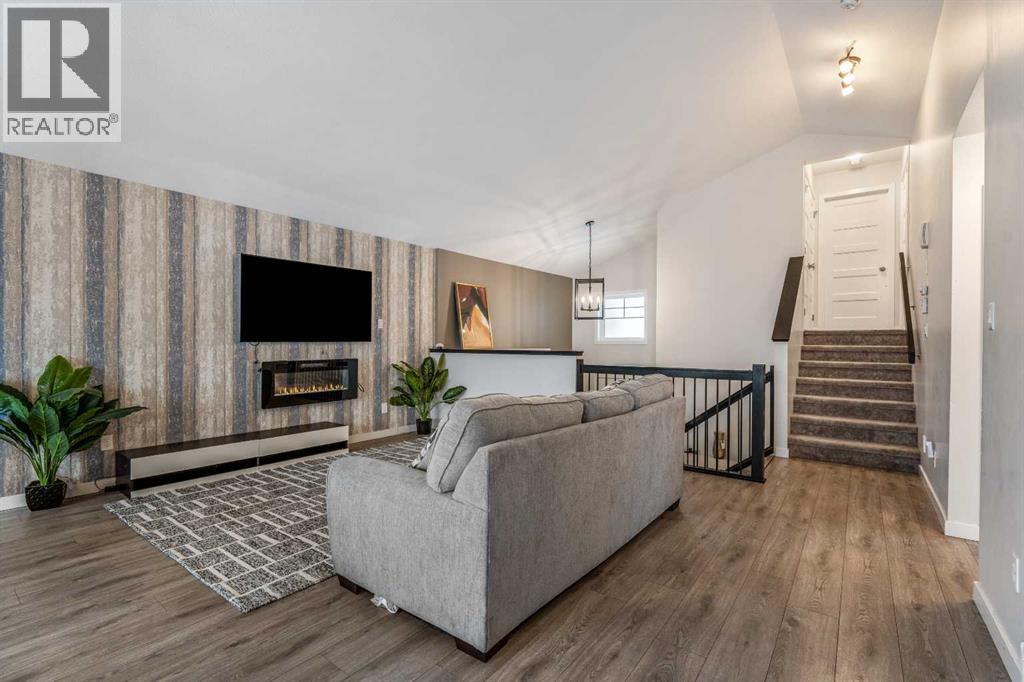 207 Moonlight Cove W, Lethbridge, Alberta  T1J 5M7 - Photo 9 - A2272930