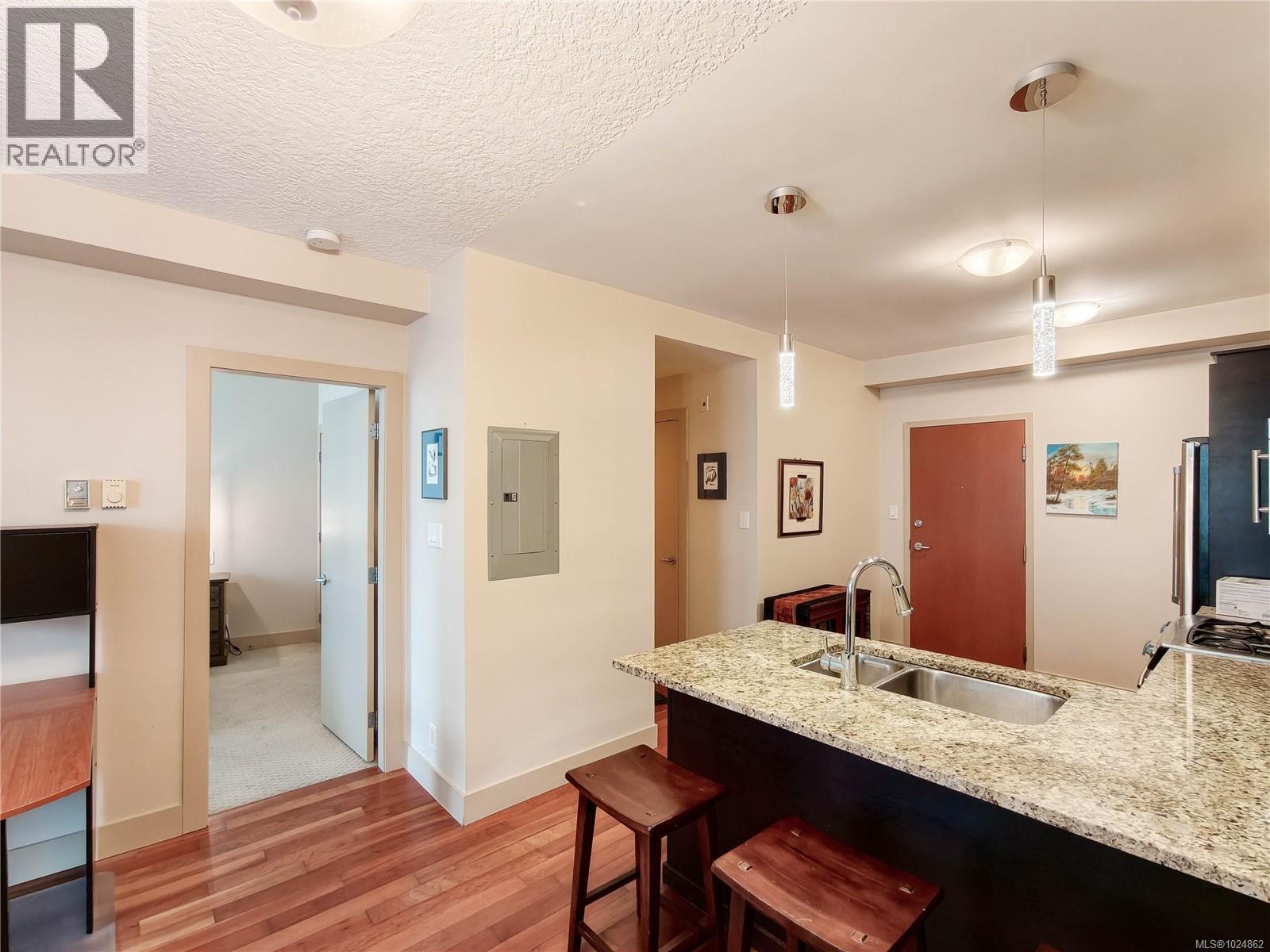 N503 737 Humboldt St, Victoria, British Columbia  V8W 1B1 - Photo 8 - 1024862