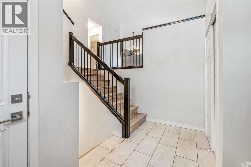 207 Moonlight Cove W, Lethbridge, Alberta  T1J 5M7 - Photo 4 - A2272930