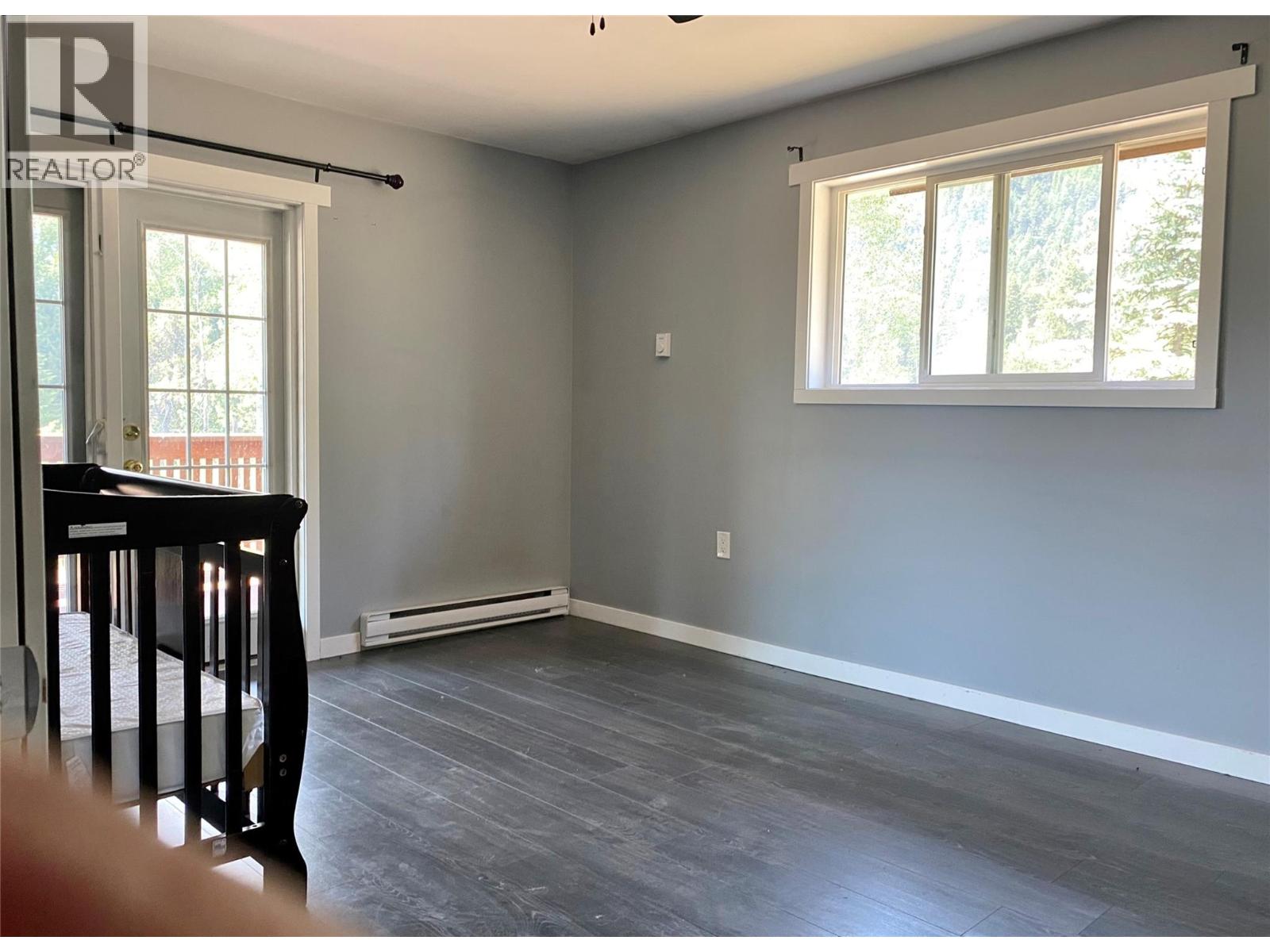 5325 33 Highway, Beaverdell, British Columbia  V0H 1A0 - Photo 7 - 10373995