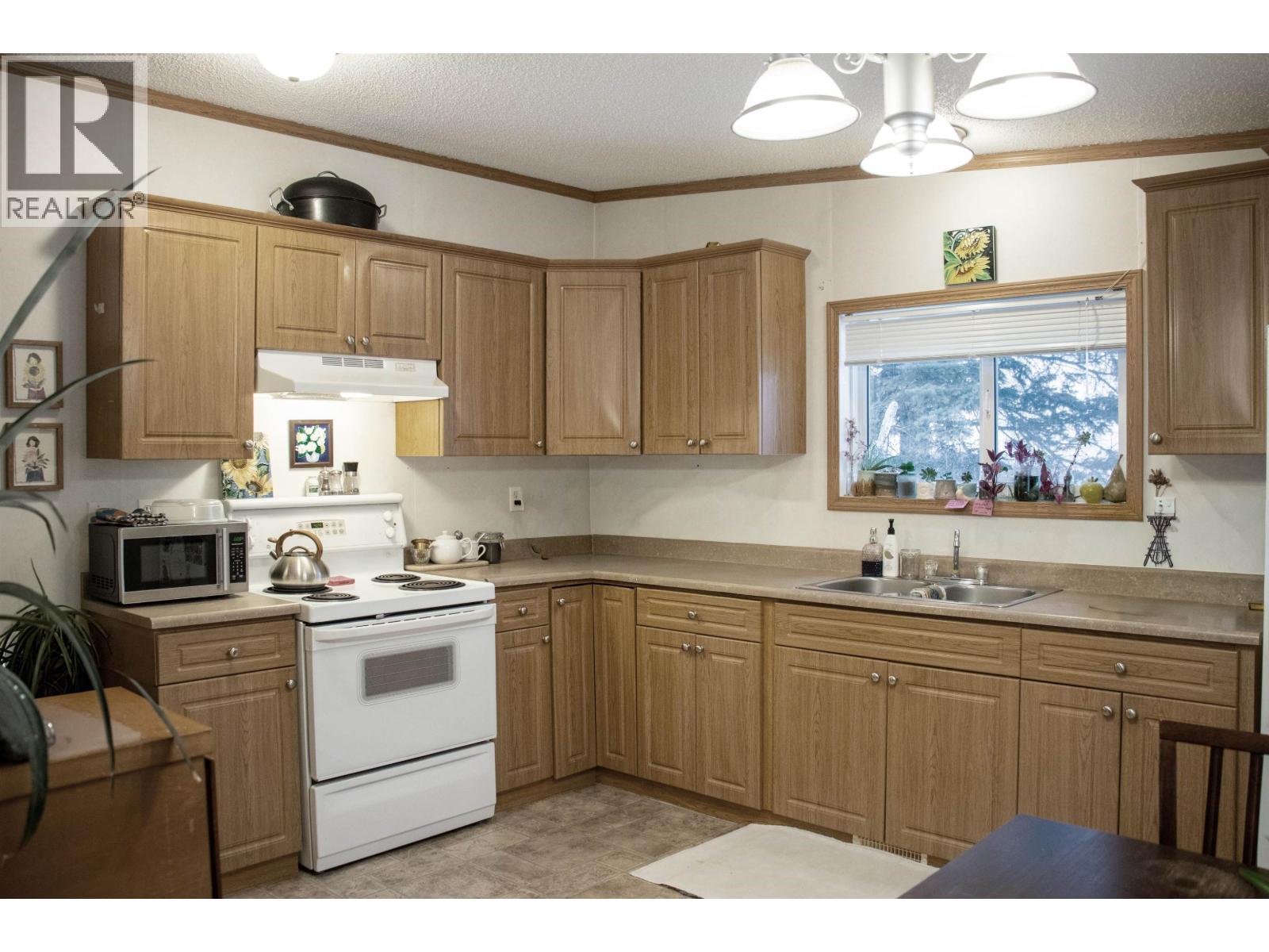 9824 Birch Avenue, Taylor, British Columbia  V0C 2K0 - Photo 29 - R3084864