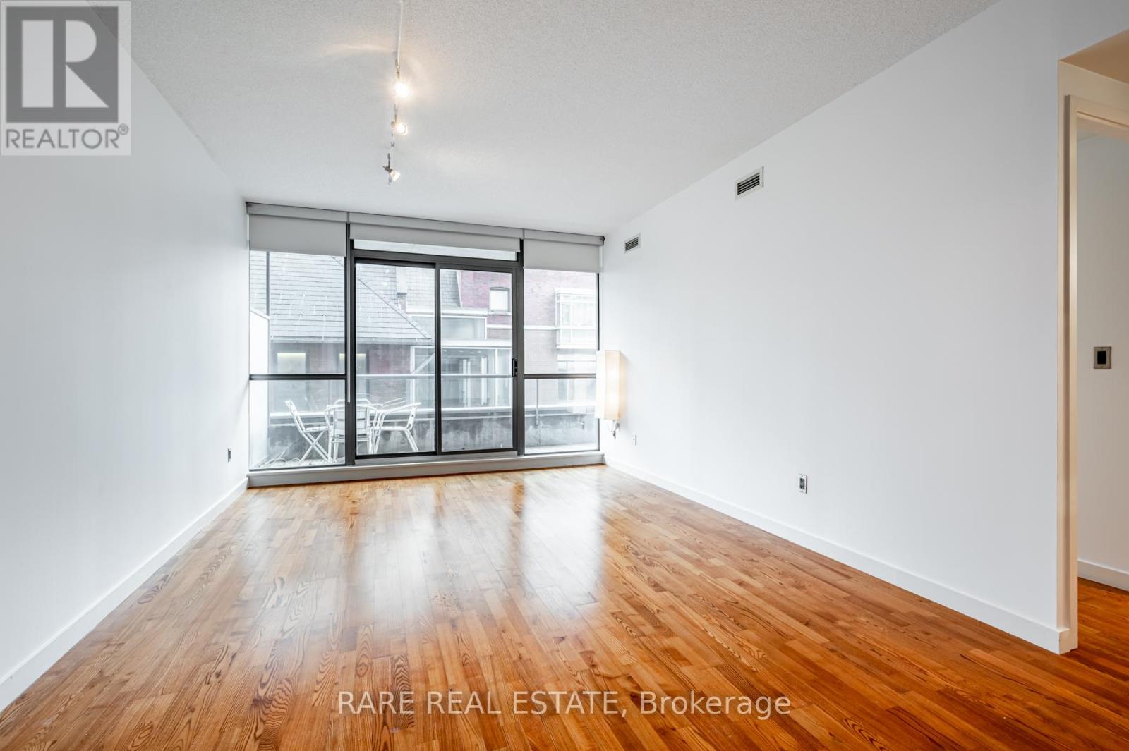 409 - 281 Mutual Street, Toronto, Ontario  M4Y 3C4 - Photo 2 - C12766010