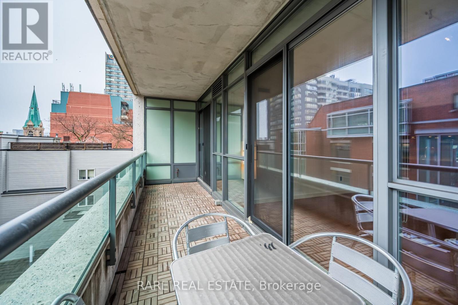 409 - 281 Mutual Street, Toronto, Ontario  M4Y 3C4 - Photo 4 - C12766010