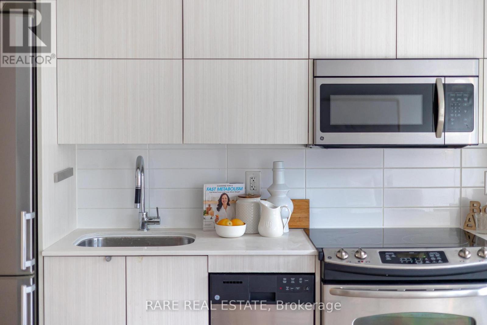 711 - 32 Camden Street, Toronto, Ontario  M5V 0G4 - Photo 4 - C12766154