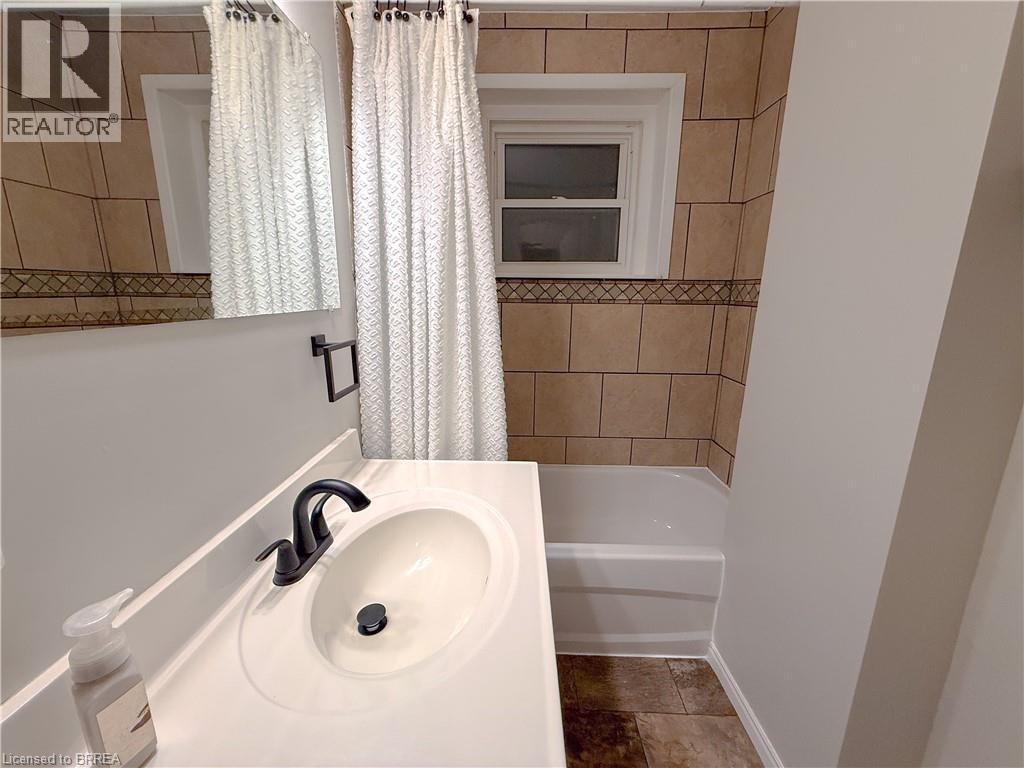 25 Drummond Street, Brantford, Ontario  N3S 5Z2 - Photo 23 - 40803562