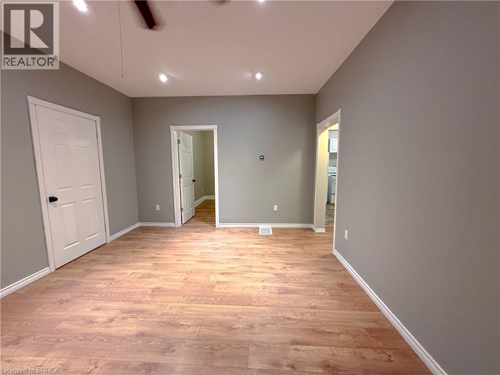 25 Drummond Street, Brantford, Ontario  N3S 5Z2 - Photo 5 - 40803562