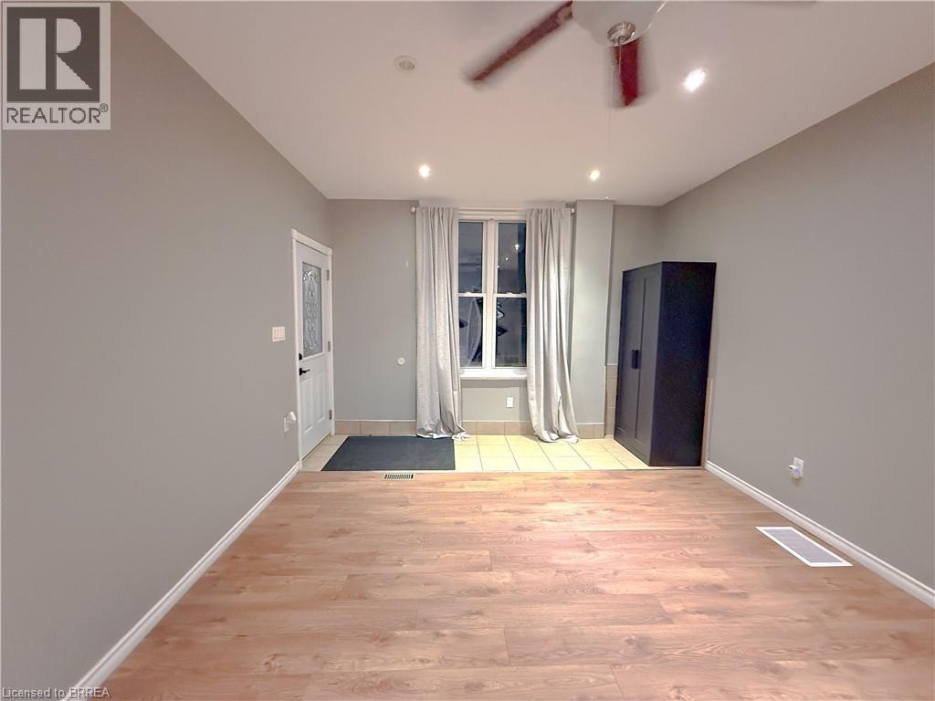 25 Drummond Street, Brantford, Ontario  N3S 5Z2 - Photo 7 - 40803562