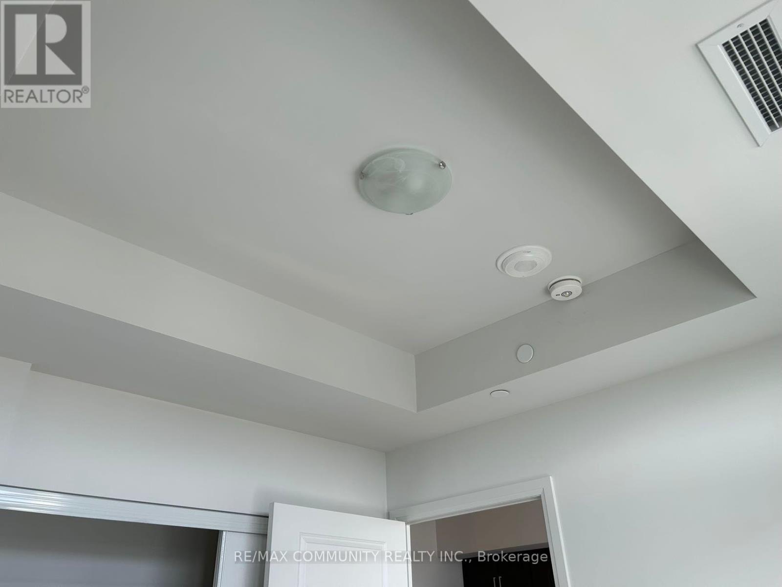 1106 - 10 Meadowglen Place, Toronto, Ontario  M1G 0A8 - Photo 6 - E12766022