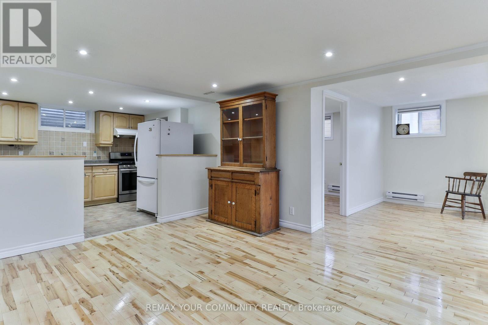 Lower Floor - 20 Burnview Crescent, Toronto, Ontario  M1H 1B5 - Photo 5 - E12766094