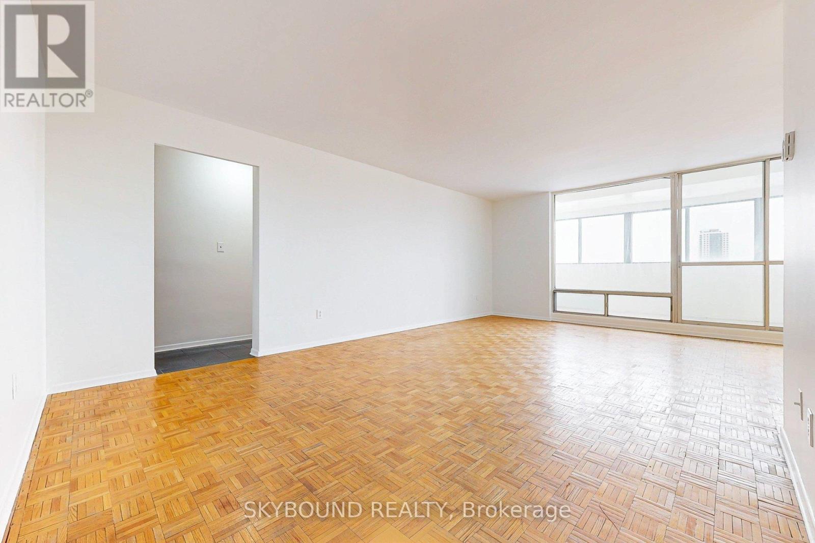 2306 - 1 Massey Square, Toronto, Ontario  M4C 5L4 - Photo 2 - E12766150
