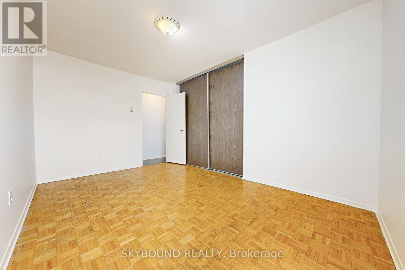 2306 - 1 Massey Square, Toronto, Ontario  M4C 5L4 - Photo 20 - E12766150
