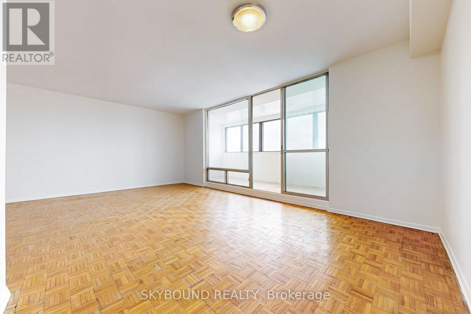 2306 - 1 Massey Square, Toronto, Ontario  M4C 5L4 - Photo 6 - E12766150