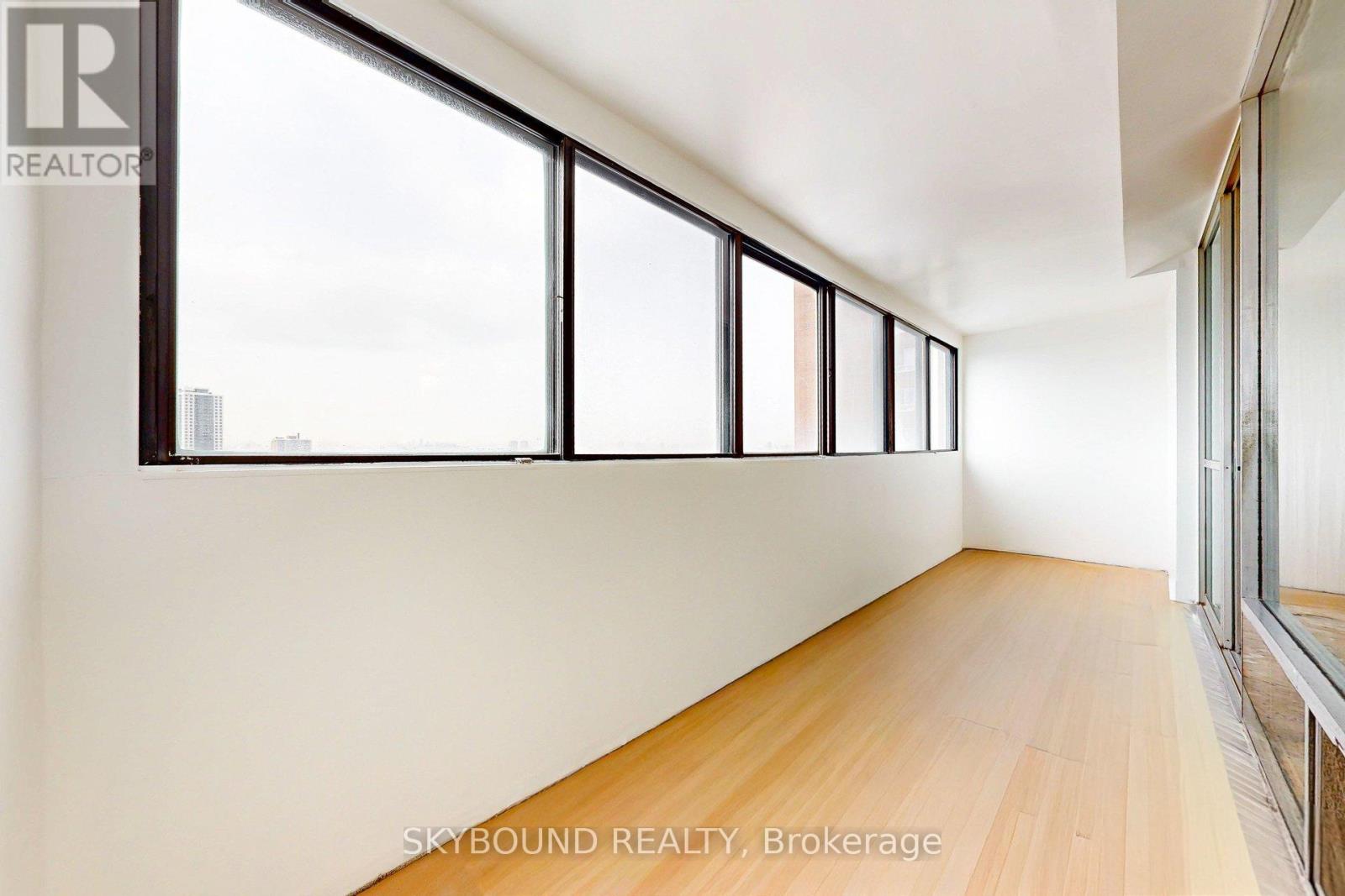 2306 - 1 Massey Square, Toronto, Ontario  M4C 5L4 - Photo 9 - E12766150