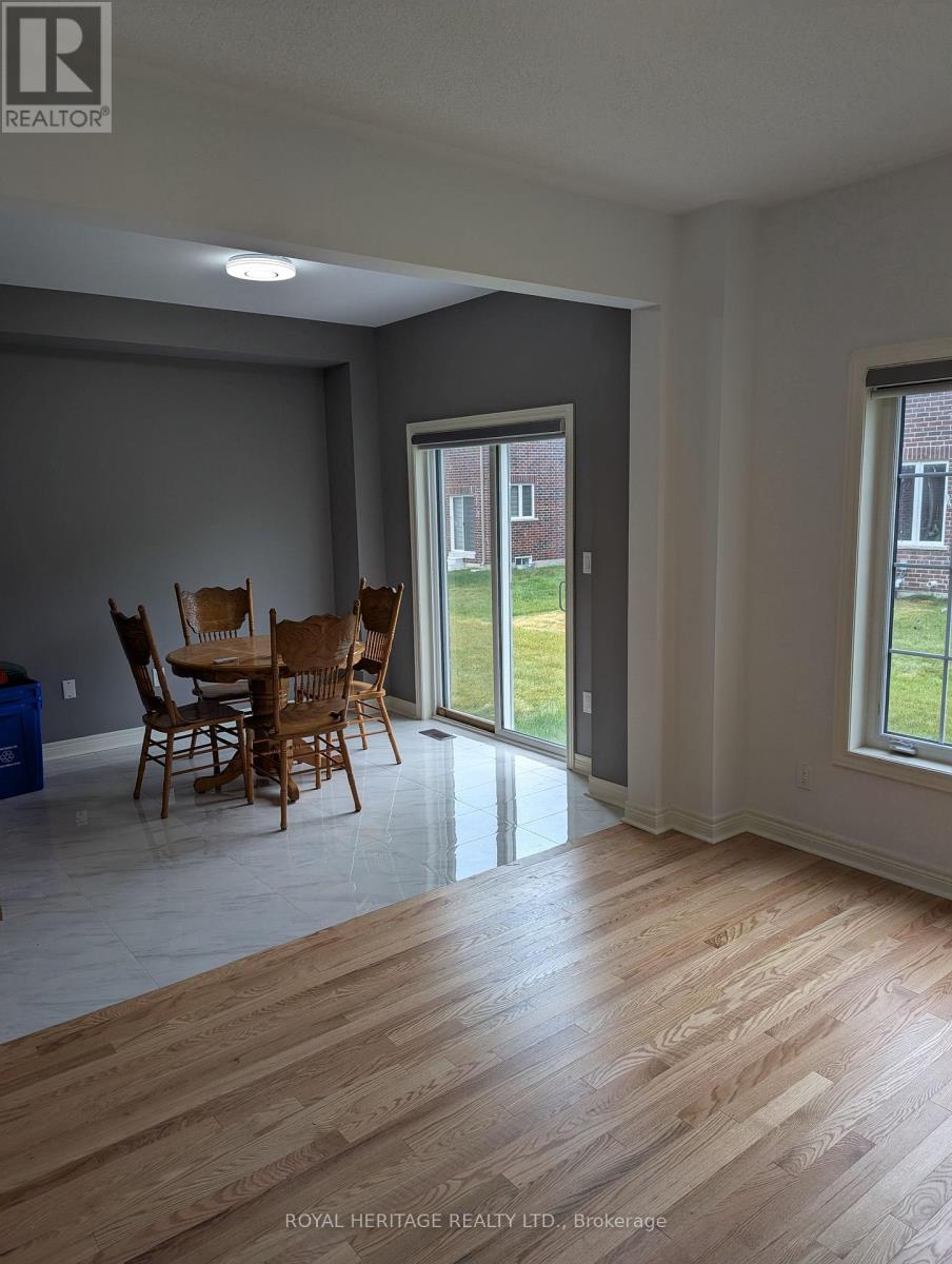 676 Fleetwood Drive, Oshawa, Ontario  L1K 1A4 - Photo 8 - E12766164