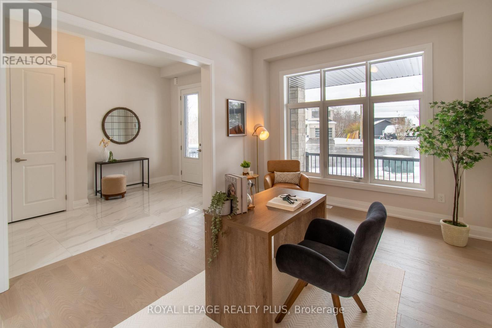 980 Church Drive, Innisfil (Lefroy), Ontario  L0L 1W0 - Photo 5 - N12766068