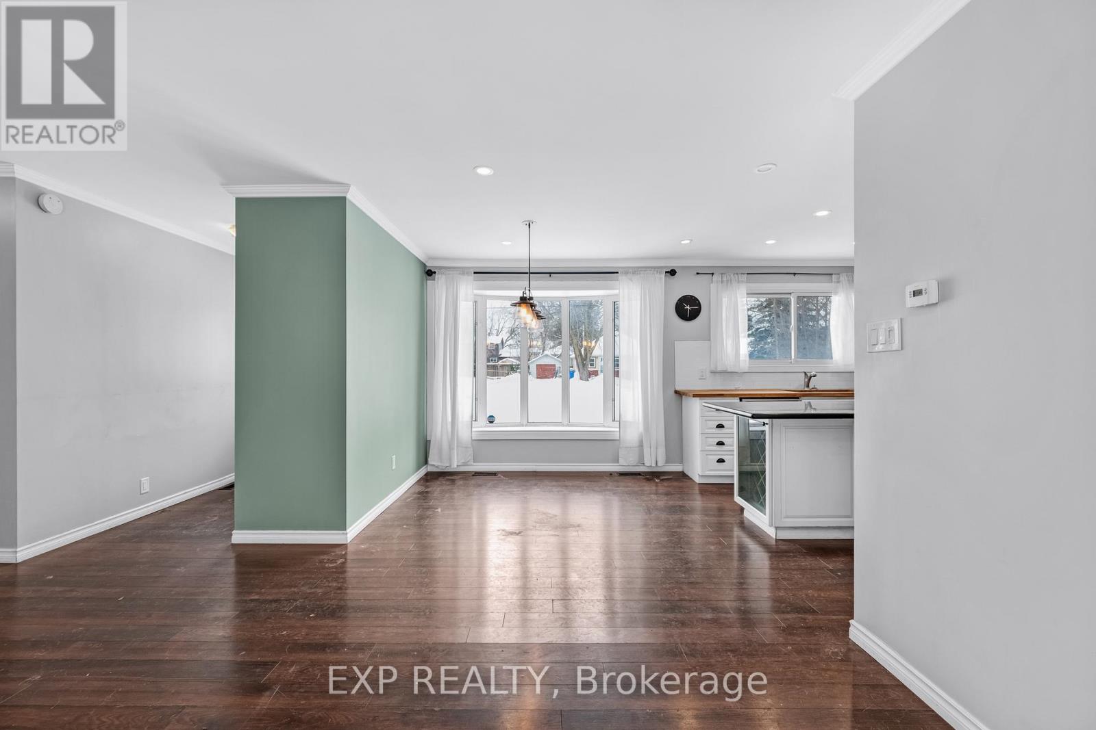 183 Spring Road, Georgina, Ontario  L4P 2K7 - Photo 12 - N12766096