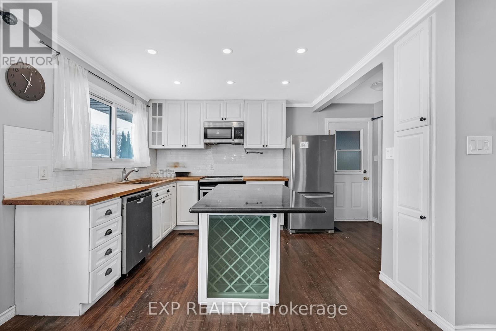 183 Spring Road, Georgina, Ontario  L4P 2K7 - Photo 15 - N12766096