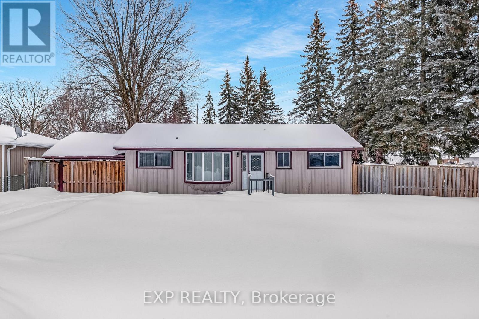 183 Spring Road, Georgina, Ontario  L4P 2K7 - Photo 3 - N12766096