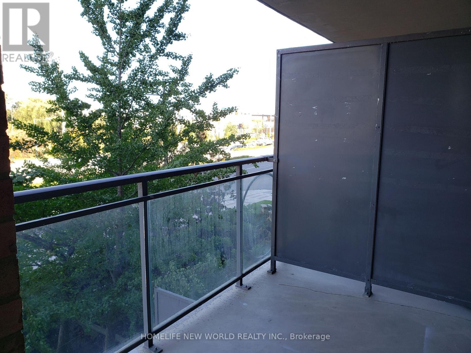 301 - 130 Pond Drive, Markham, Ontario  L3T 7W5 - Photo 14 - N12766124