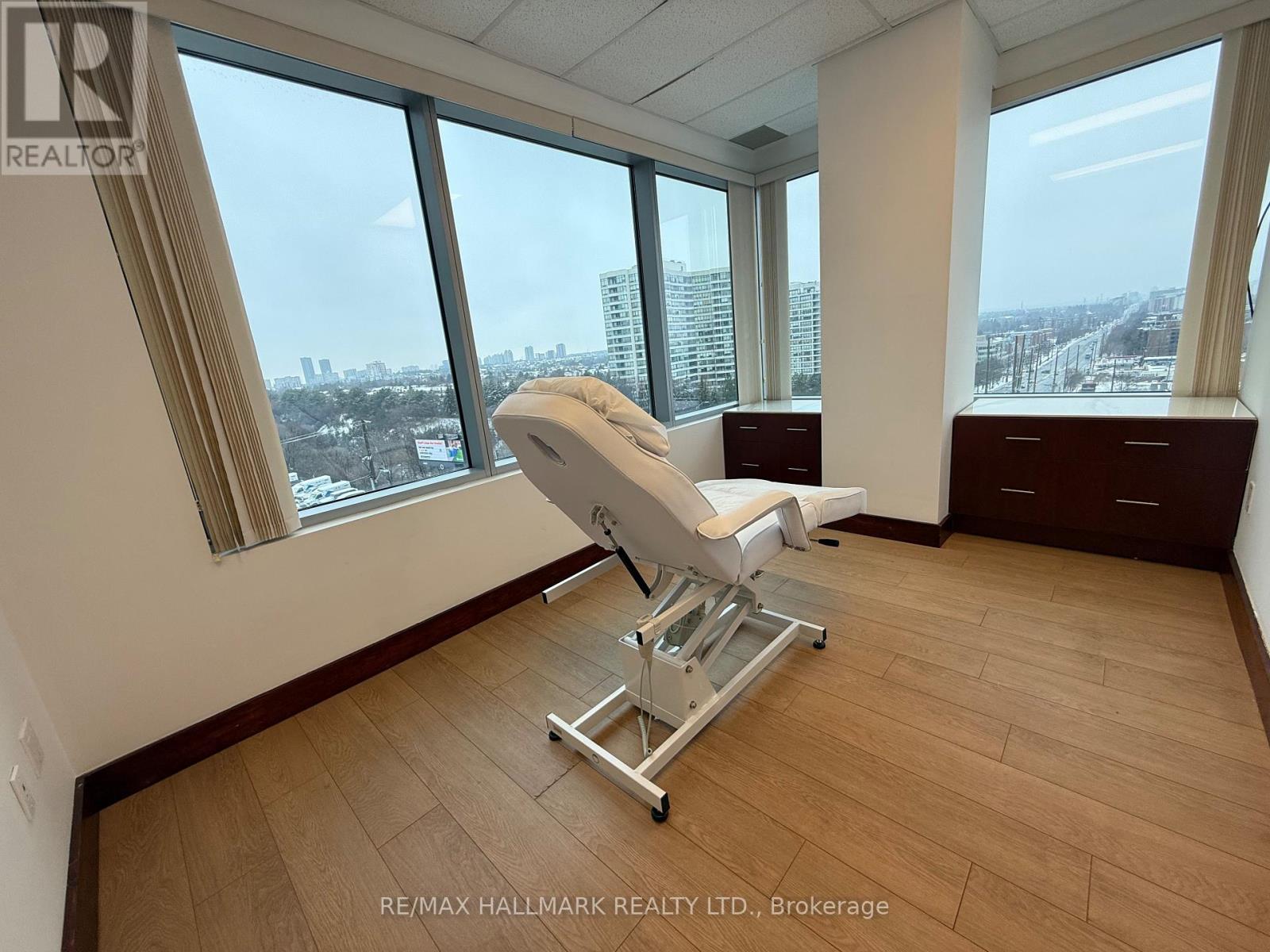 513 - 7191 Yonge Street, Markham, Ontario  L3T 0C4 - Photo 6 - N12766138