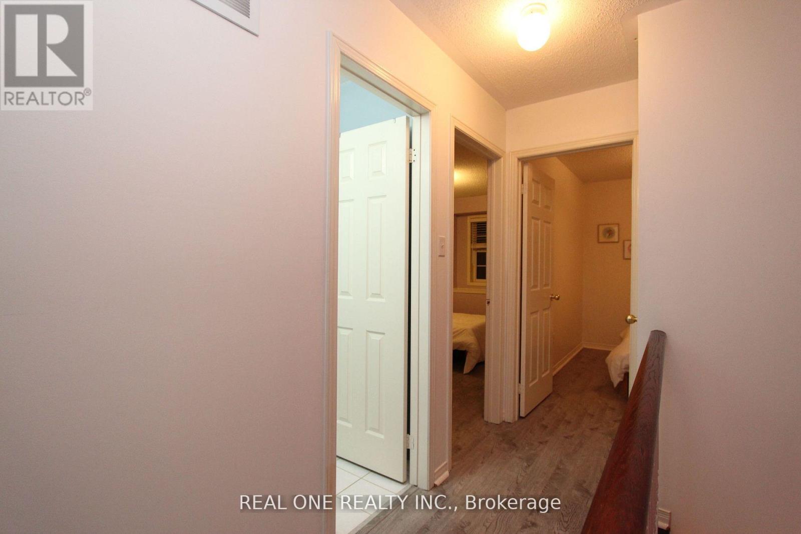 287 Bantry Avenue, Richmond Hill, Ontario  L4B 4M8 - Photo 12 - N12766166