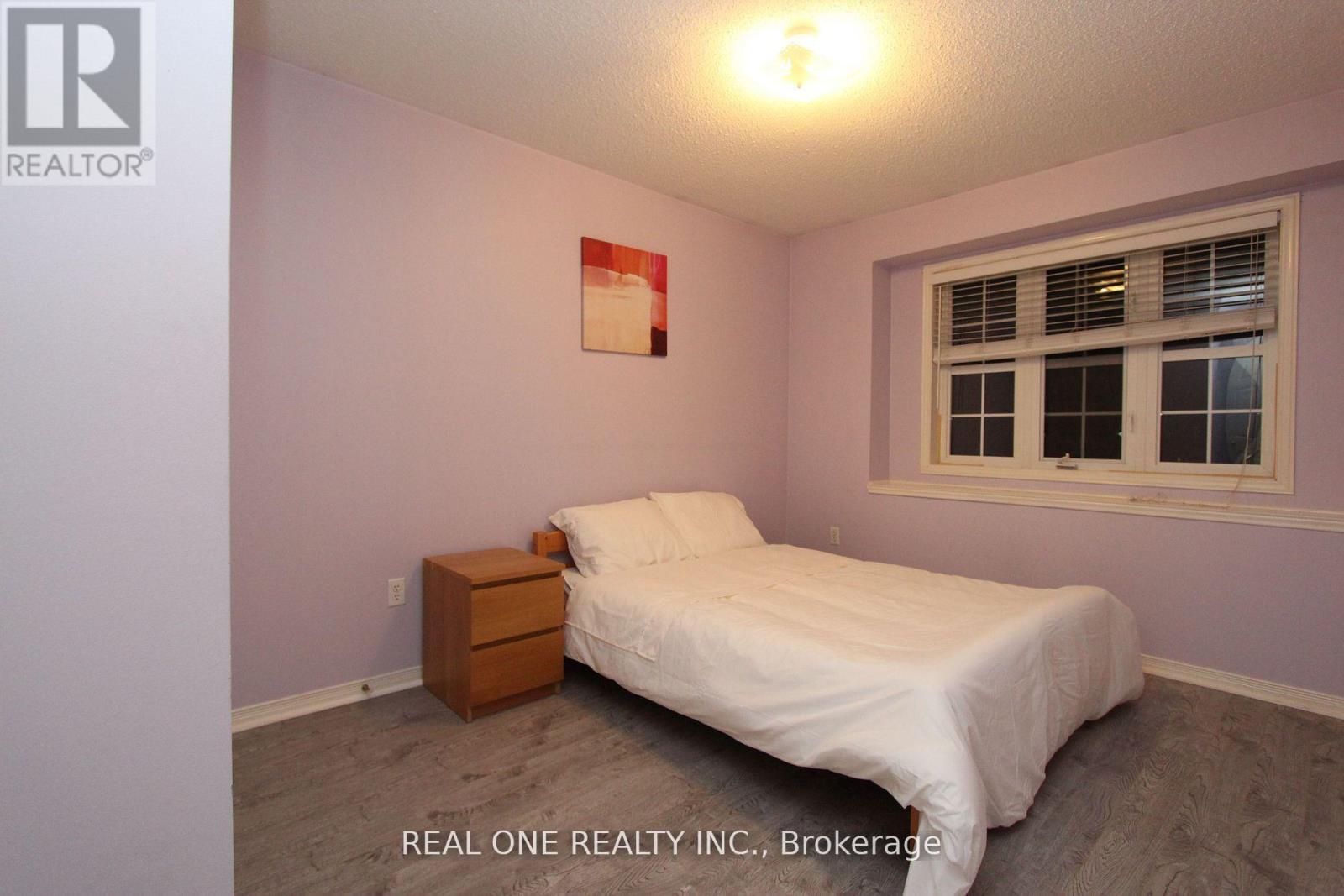 287 Bantry Avenue, Richmond Hill, Ontario  L4B 4M8 - Photo 14 - N12766166