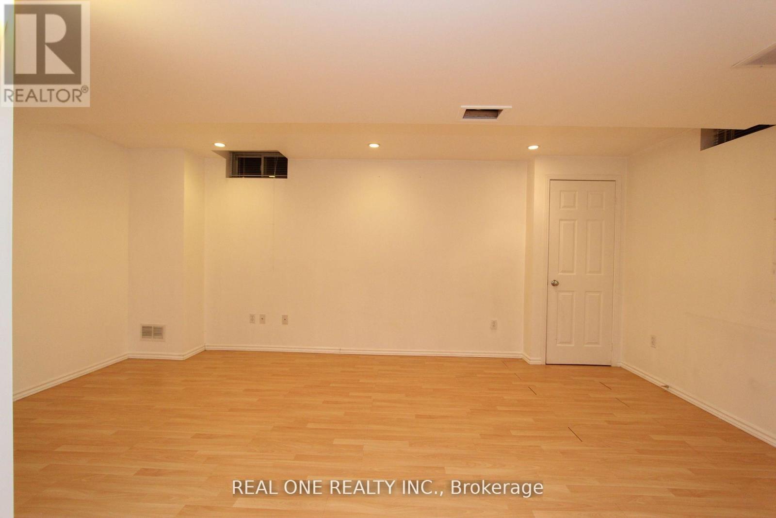 287 Bantry Avenue, Richmond Hill, Ontario  L4B 4M8 - Photo 18 - N12766166