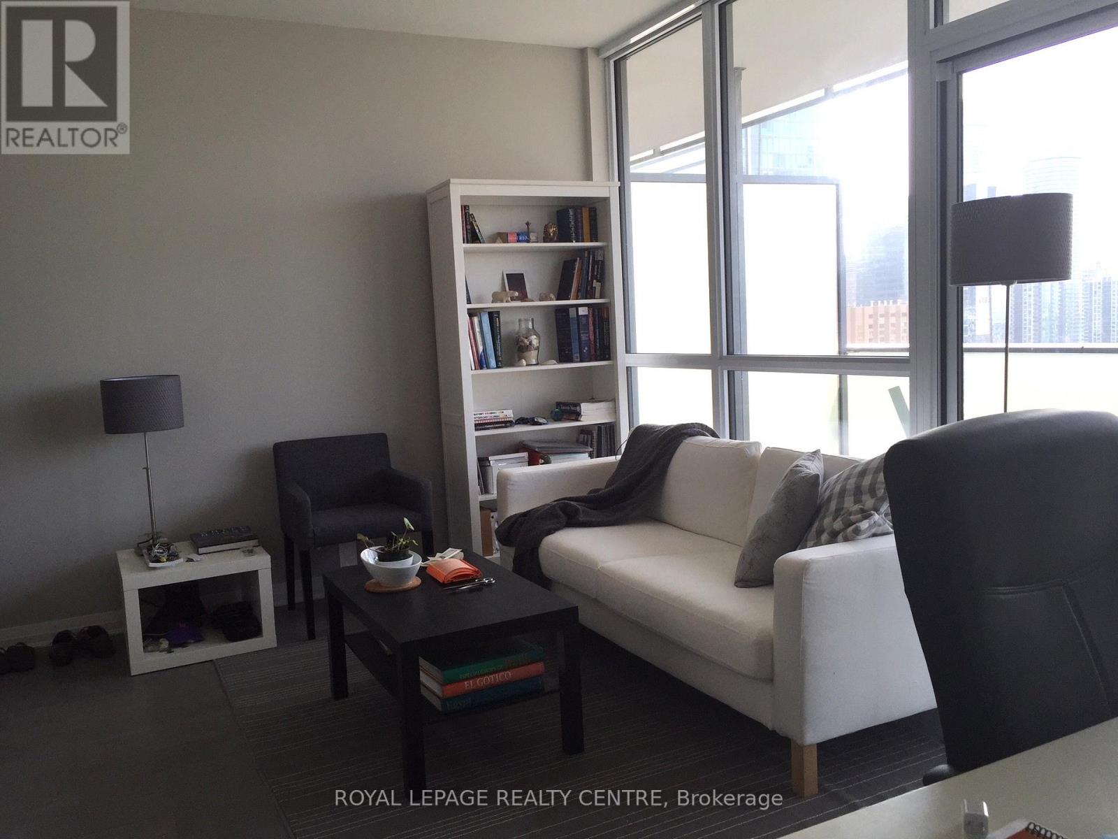 2706 - 8 Mercer Street, Toronto (Waterfront Communities), Ontario  M5V 0C4 - Photo 3 - C12756750