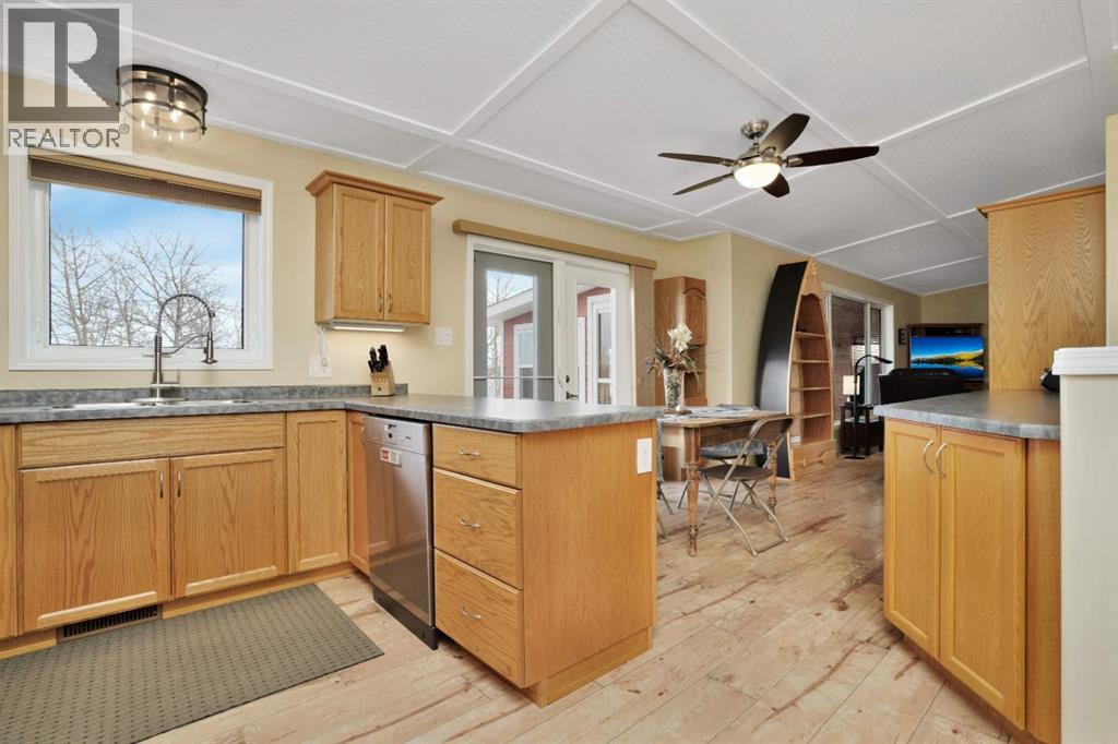 43a Sands Street, Rochon Sands, Alberta  T0C 3B0 - Photo 8 - A2283627