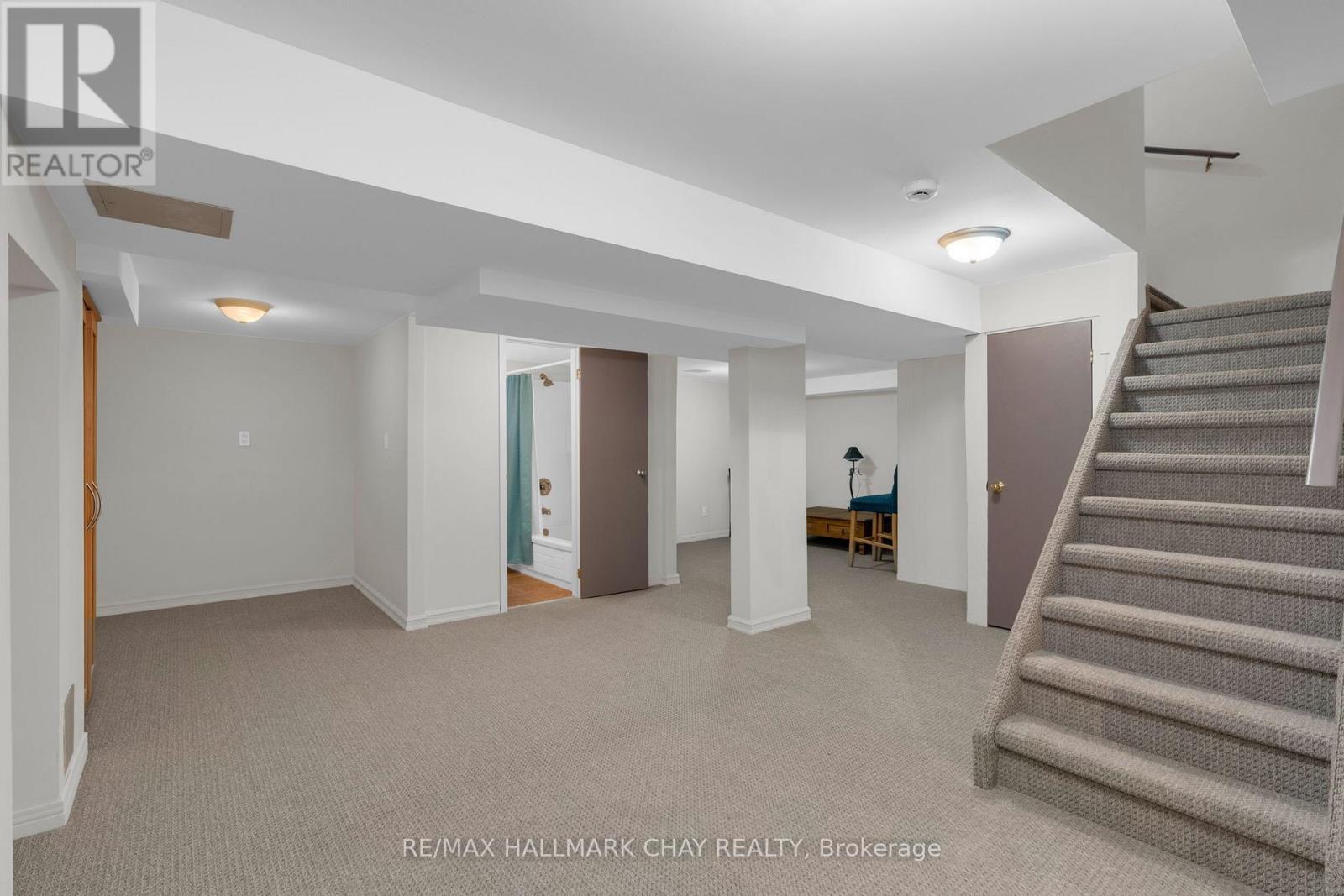 12 Muir Drive, Barrie (Ardagh), Ontario  L4N 0H9 - Photo 22 - S12766160