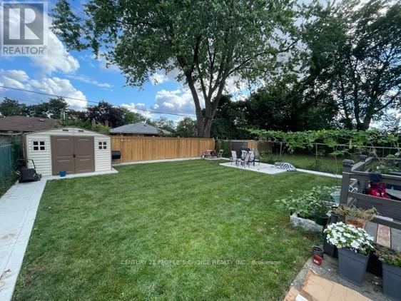 9 Holbeach Road, Toronto, Ontario  M9W 3K2 - Photo 9 - W12750446