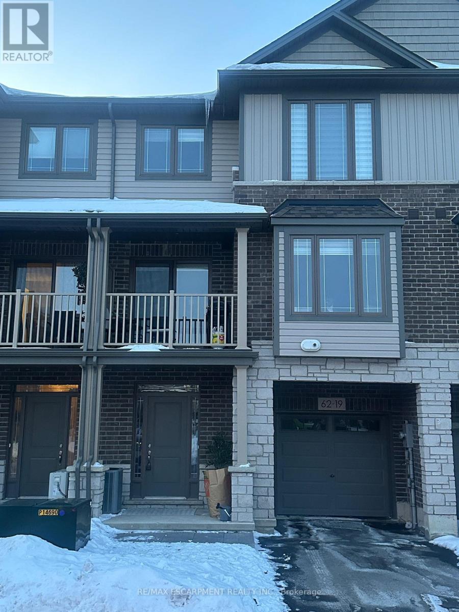 62 - 19 PICARDY DRIVE, Hamilton, Ontario