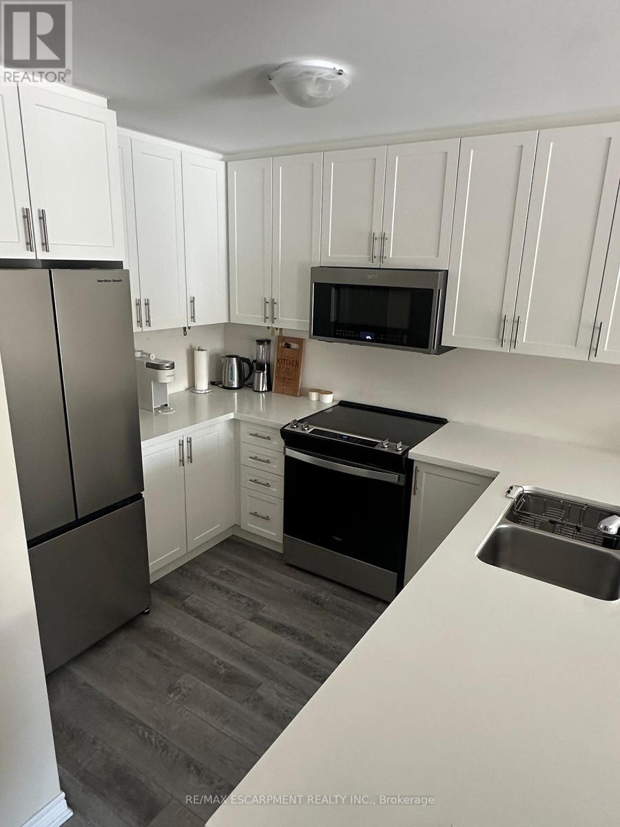 62 - 19 Picardy Drive, Hamilton, Ontario  L8J 0M7 - Photo 11 - X12764132