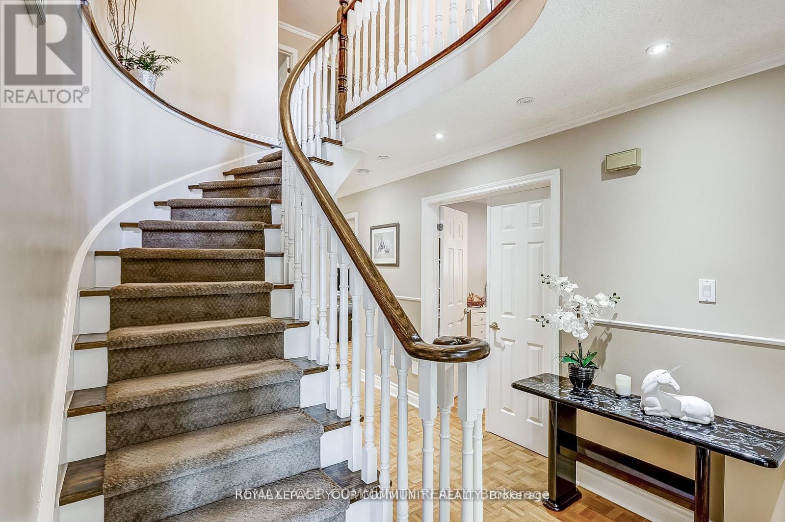 1045 Sherwood Mills Boulevard, Mississauga, Ontario  L5V 1R3 - Photo 21 - W12765986